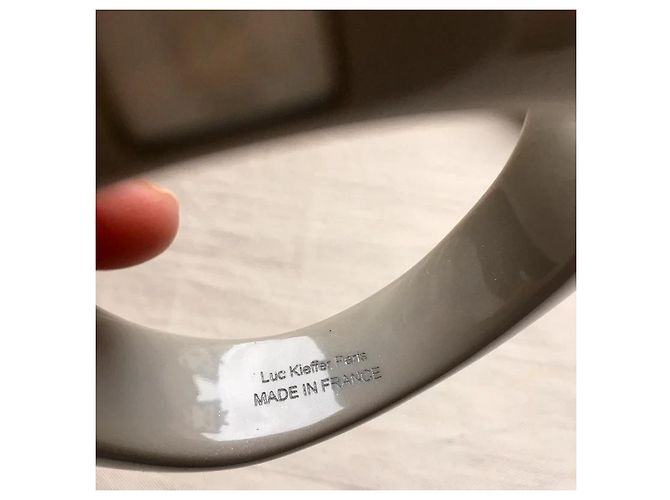 Autre Marque Bracciale a cerchio in resina taupe con glitter Iris Apfel x Le Bon Marché Rive Gauche Grigio - vista 11
