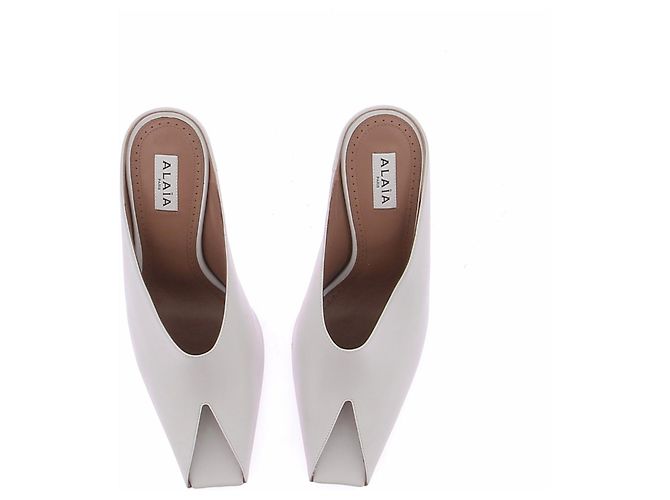 Alaïa Mules brancas de salto Branco - vista 6