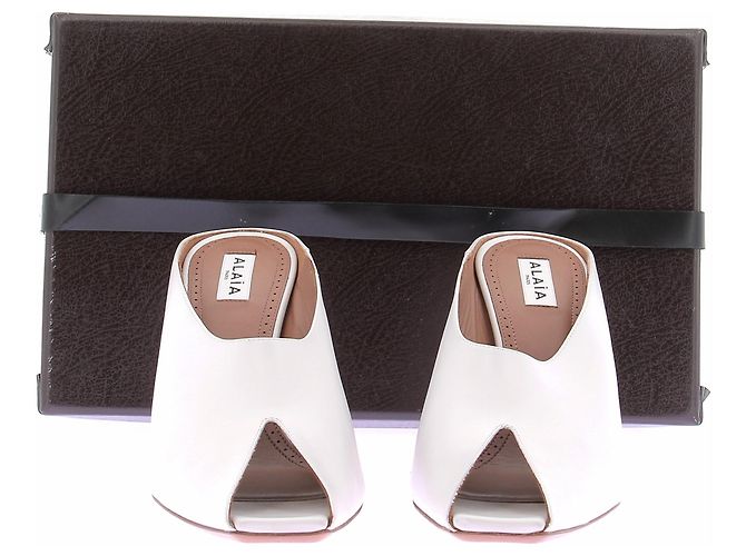 Alaïa Mules brancas de salto Branco - vista 8