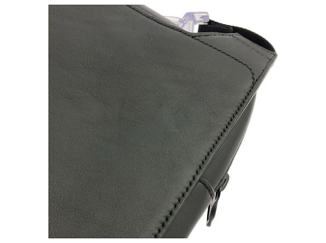 Borsa a tracolla in pelle nera Louis Vuitton Nero - vista 8
