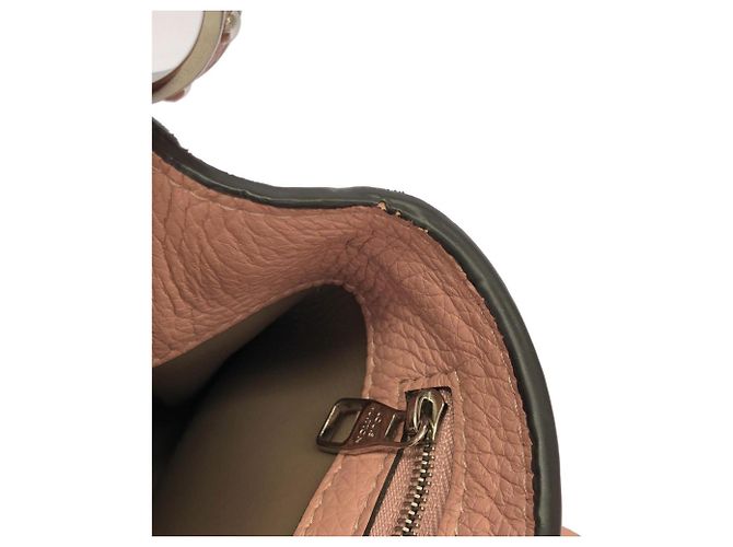 Borsa Louis Vuitton Capucines BB - vista 8