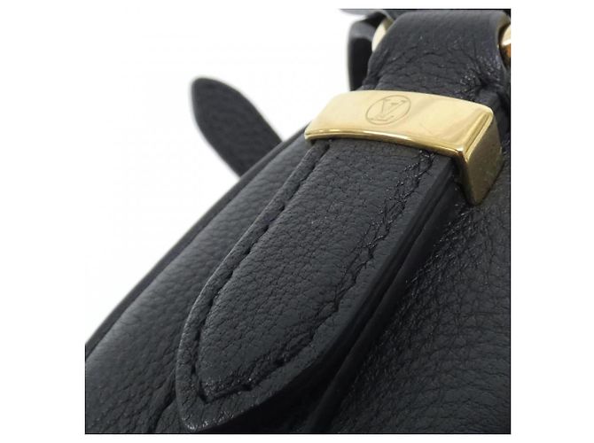 Borsa a Spalla Louis Vuitton LV Pont Neuf Soft MM Nero - vista 4