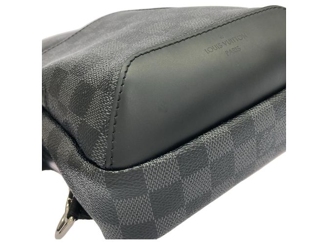 Borsa a tracolla Louis Vuitton Damier Graphite Avenue Damier ebene - vista 4