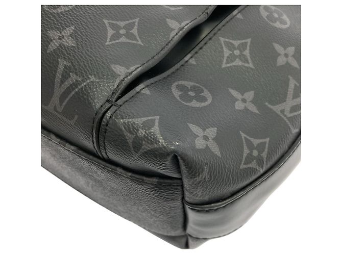 Borsa a tracolla Louis Vuitton Monogram Eclipse Odyssée Messenger MM M44224 Nero - vista 3