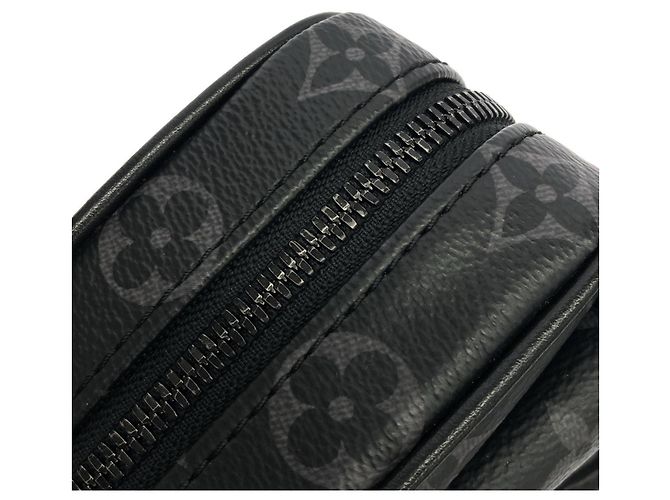 Borsa Messenger Louis Vuitton Monogram Eclipse Getaway Nero - vista 4
