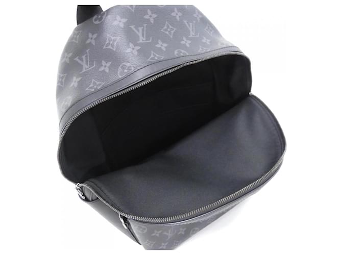 Zaino Louis Vuitton Monogram Eclipse Discovery PM Nero - vista 7
