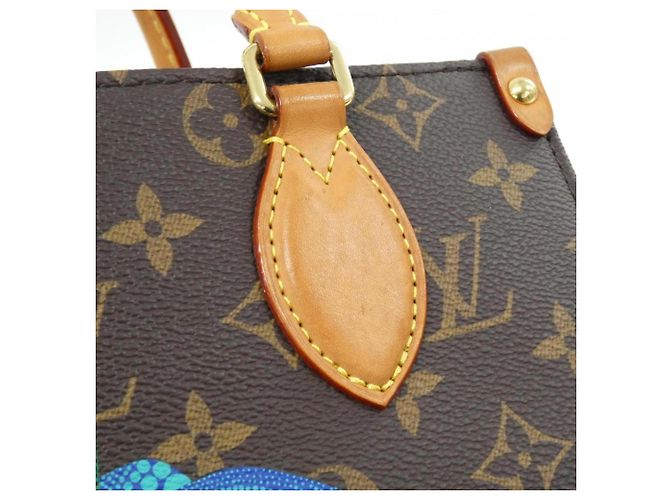 Borsa Louis Vuitton Monogram OnTheGo PM Marrone - vista 4