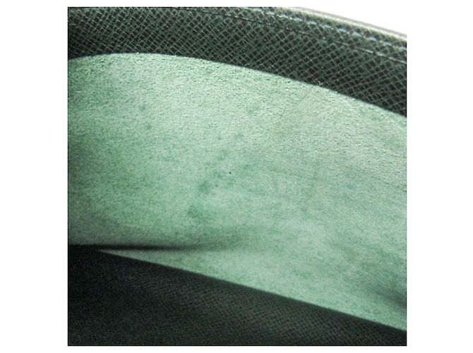 Borsa a tracolla da uomo Louis Vuitton Taiga Reporter PM - vista 15