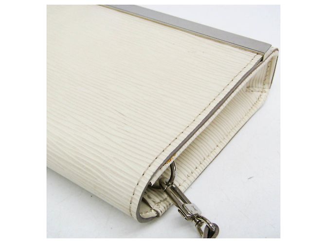 Borsa a tracolla Louis Vuitton Epi Pochette Sevigne Bianco sporco - vista 6