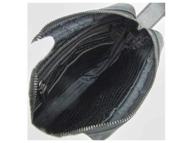 Borsa a tracolla in pelle Prada TORO 2VH012 Nero - vista 4