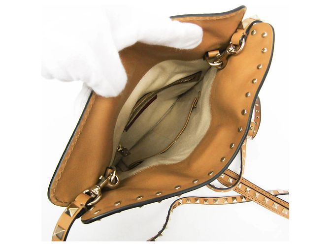 Borsa a tracolla in pelle da donna Valentino Garavani Lockstuds Cammello - vista 5