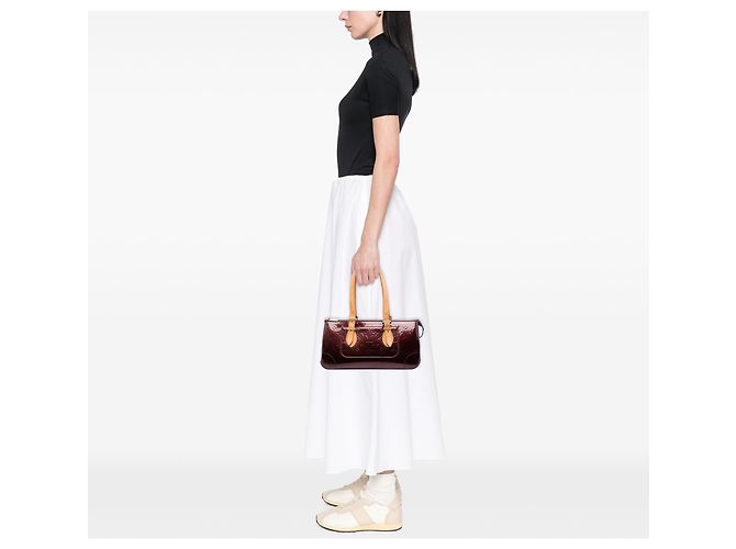 Louis Vuitton Purple Monogram Vernis Rosewood Avenue Porpora - vista 5