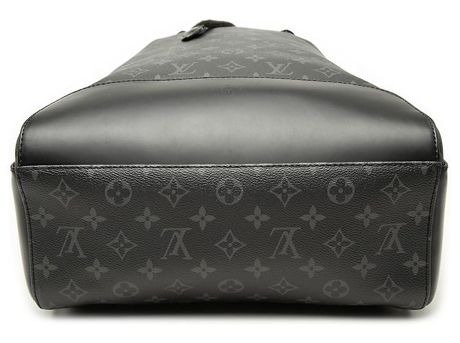 Mochila Louis Vuitton Black Monogram Eclipse Explorer Negro - vista 3