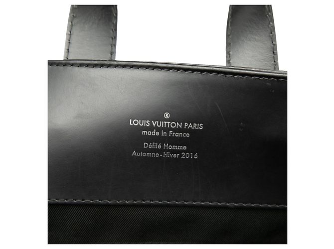 Mochila Louis Vuitton Black Monogram Eclipse Explorer Negro - vista 5