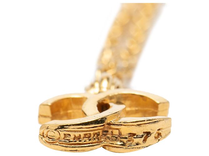 Collana con pendente Chanel Gold CC placcato oro D'oro - vista 2