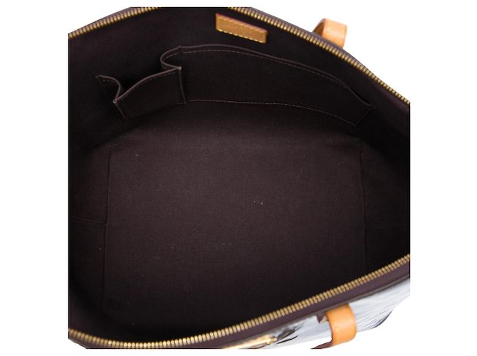 Louis Vuitton Purple Monogram Vernis Bellevue GM Porpora - vista 4