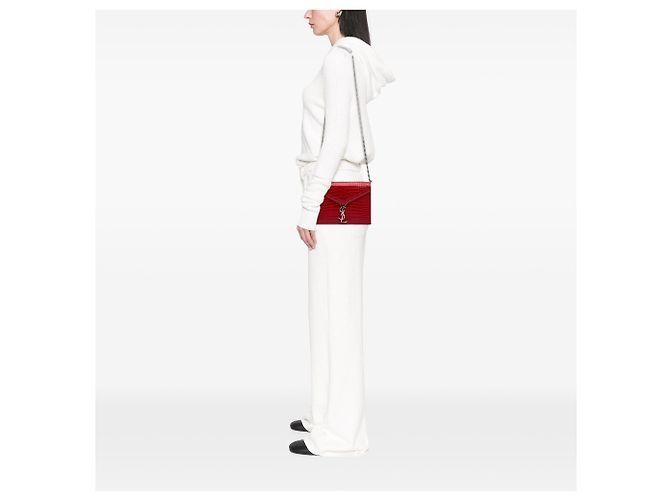 Saint Laurent Cassandra Tasche mit Monogramm-Verschluss aus rotem Krokopräge-Leder - Ansicht 6