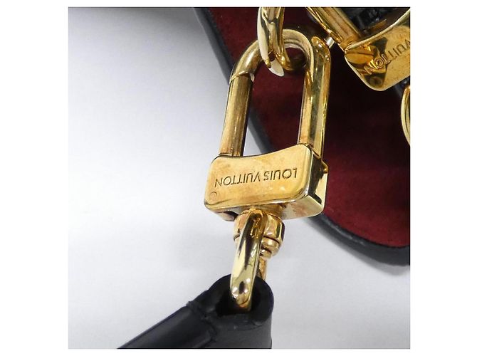 Néonoé Borsa a tracolla Louis Vuitton Bicolor Monogram Empreinte Neo Noe MM M45497 Nero Beige - vista 4