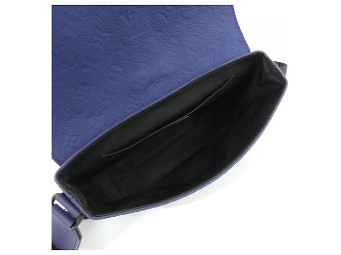 Borsa Messenger Louis Vuitton Taurillon Monogram S Cape Blu - vista 10