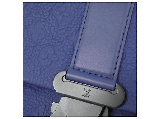 Borsa Messenger Louis Vuitton Taurillon Monogram S Cape Blu - vista 7