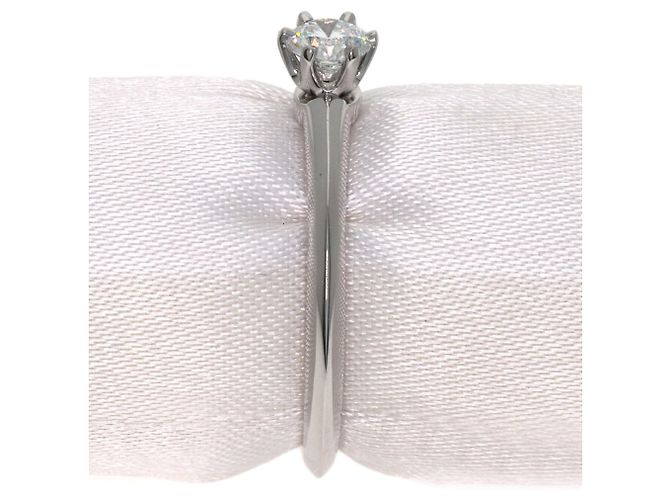 Anello solitario di diamante in platino Tiffany & Co. - vista 2