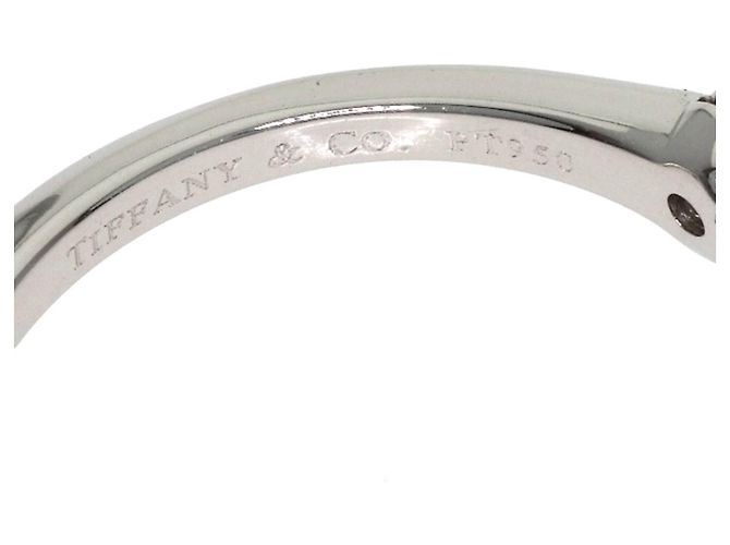 Anello solitario di diamante in platino Tiffany & Co. - vista 4