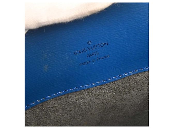 Louis Vuitton Cluny Epi MM Blu - vista 4