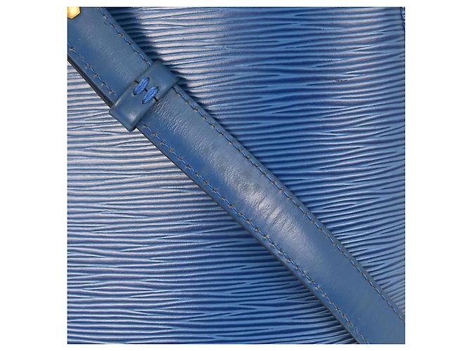 Louis Vuitton Cluny Epi MM Blu - vista 6