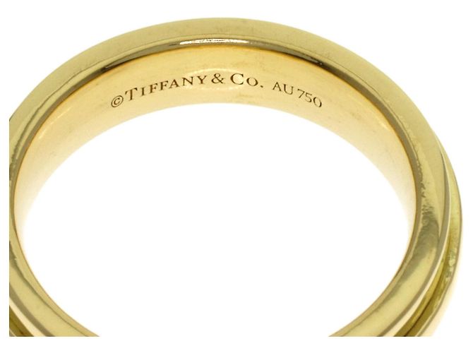Anello T Narrow di Tiffany & Co. in oro giallo 18K - vista 5