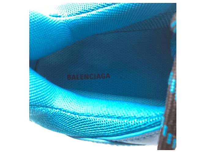 Everyday Baskets Balenciaga Clear Sole Triple S en polyester bleu - vue 9