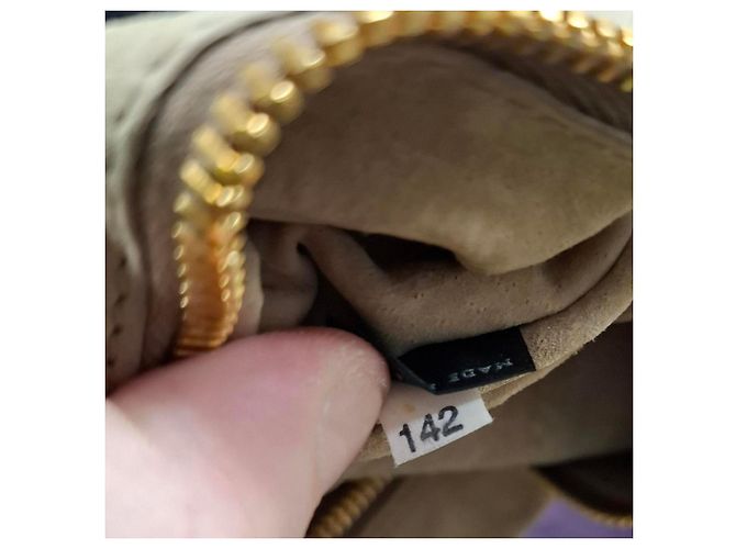 Miu Miu Tri Color Aviator Hobo aus burgunderrotem Leder - Ansicht 8