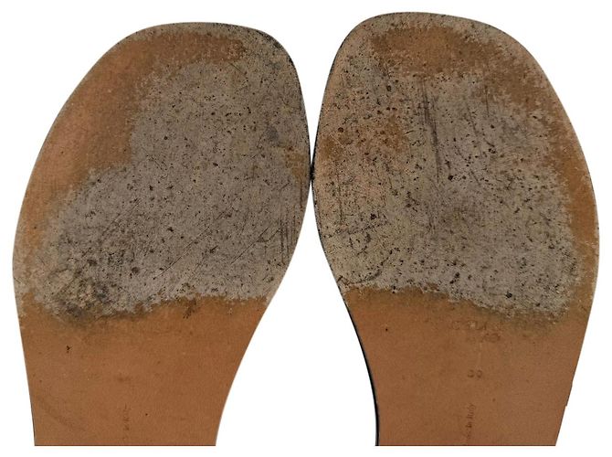 Céline Sandali piatti Celine Eyelet T-Strap in pelle bianca Bianco Crudo - vista 7