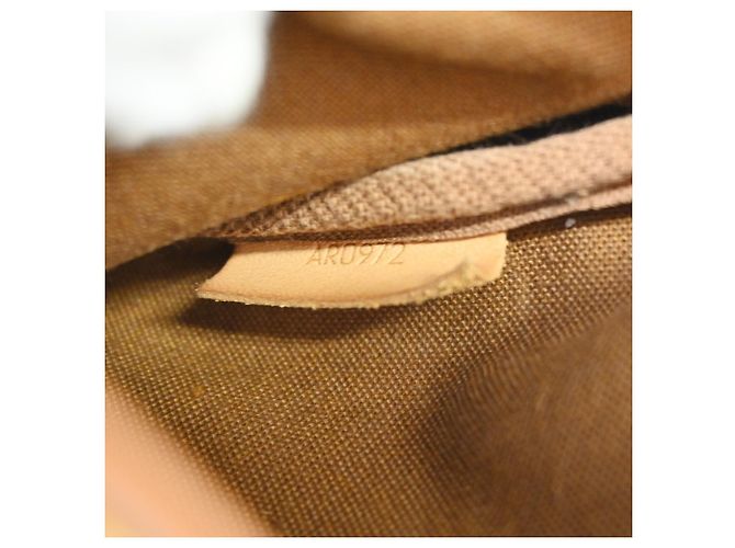 Louis Vuitton Saumur Canvas 30 Marrone - vista 5