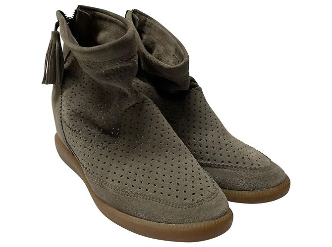 Botas Beslay de Isabel Marant en ante perforado gris - vista 2