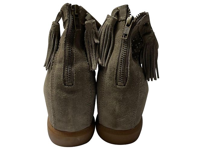 Botas Beslay de Isabel Marant en ante perforado gris - vista 5