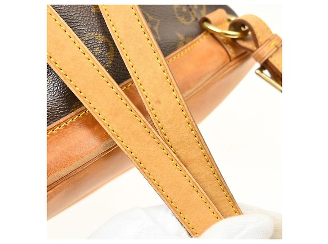 Louis Vuitton Montsouris Monogram MM Marrone - vista 6