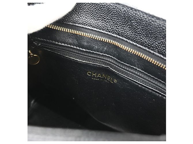 Tote Medallion Chanel Matelassé Caviar Nero - vista 5