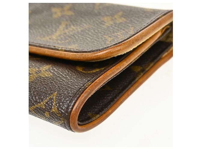 Louis Vuitton Twin Monogram PM Castaño - vista 3