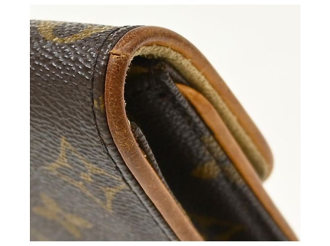 Louis Vuitton Twin Monogram PM Castaño - vista 7