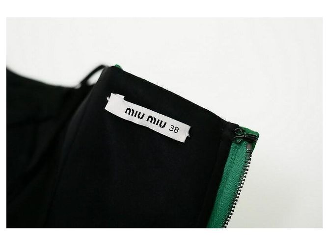 Miu Miu Trägerloses Kleid aus grünem Satin - Ansicht 7