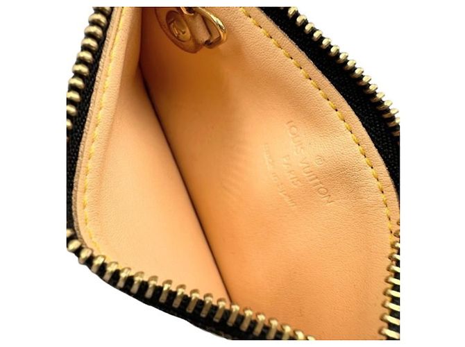 Louis Vuitton Pochette Clé Noir Monedero Negro - vista 8
