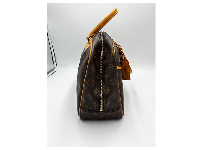 Louis Vuitton Deauville Monogram Canvas 34 Marrone - vista 3