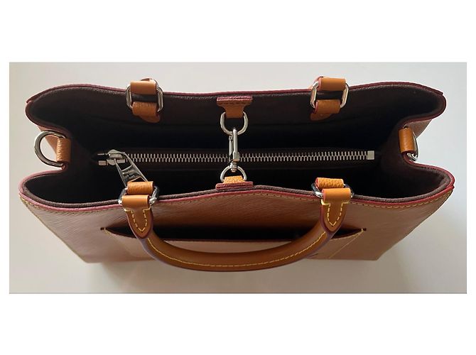Louis Vuitton Marelle Tote MM M59953 pelle Epi Camel Cammello - vista 4