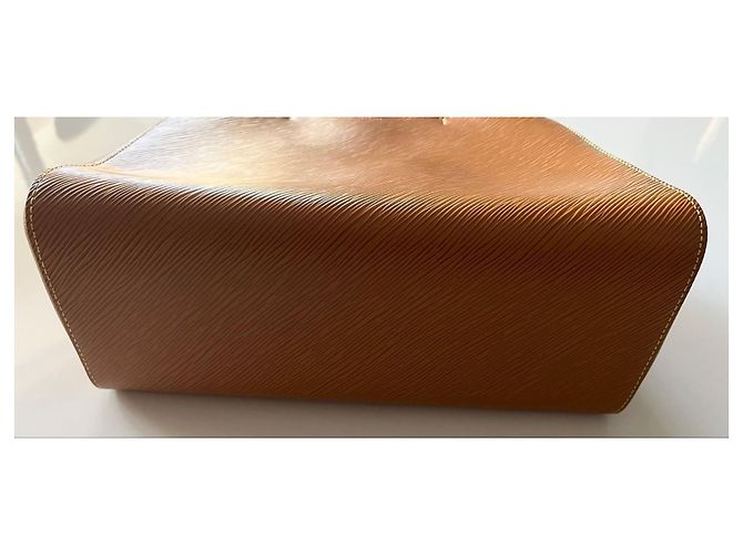 Louis Vuitton Marelle Tote MM M59953 pelle Epi Camel Cammello - vista 7