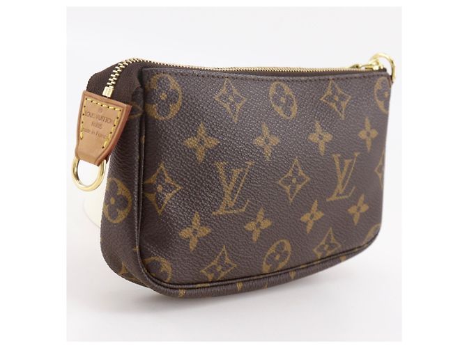 Pochette Louis Vuitton Mini Pochette Accessoires Marrom Monograma - vista 3