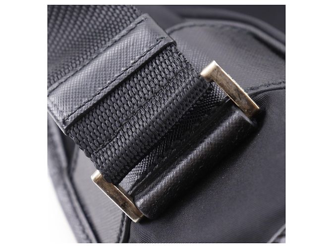 Borsa a tracolla in nylon Prada V158 nero - vista 10