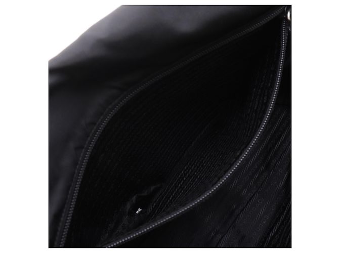 Borsa a tracolla in nylon Prada V158 nero - vista 7