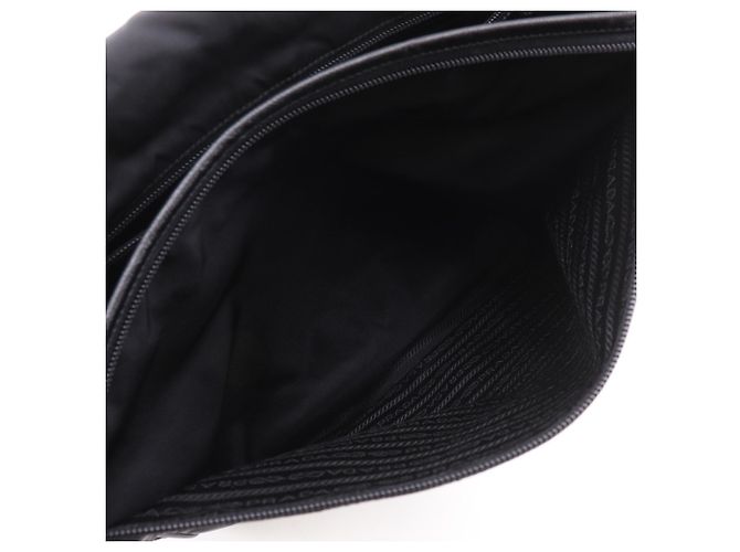 Borsa a tracolla in nylon Prada V158 nero - vista 8
