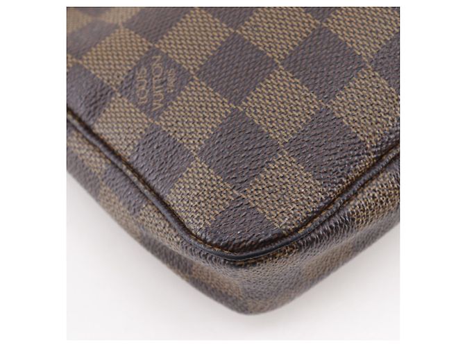 Pochette Louis Vuitton Pochette Accessoires Marrone - vista 4