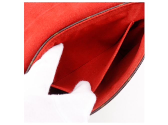 Borsa Louis Vuitton Rocky BB Marrone Rosso Monogramma - vista 7